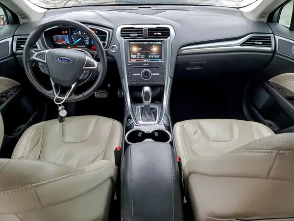 3FA6P0RU7GR305622 2016 FORD FUSION - Image 8