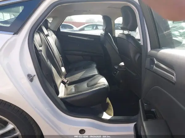 3FA6P0RU7GR384449 2016 FORD FUSION - Image 8