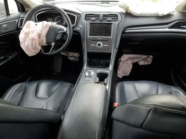 3FA6P0RU7HR139815 2017 FORD FUSION - Image 8