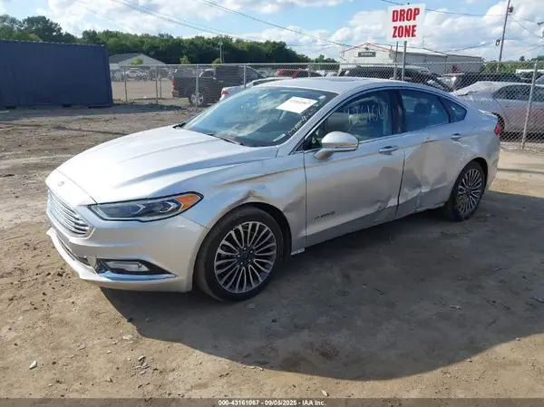 3FA6P0RU7HR196032 2017 FORD FUSION - Image 2