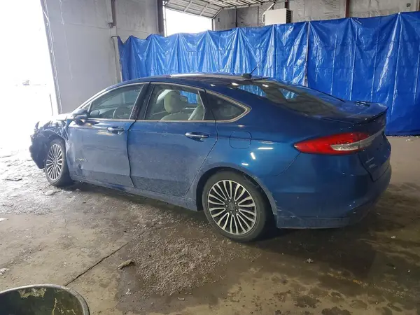 3FA6P0RU7JR120526 2018 FORD FUSION - Image 2