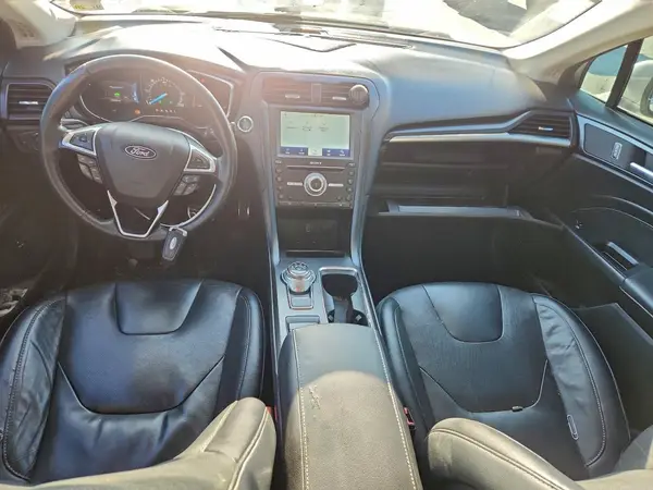 3FA6P0RU7JR151002 2018 FORD FUSION - Image 8