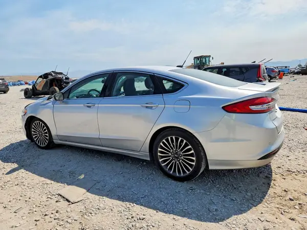 3FA6P0RU7JR234588 2018 FORD FUSION - Image 2