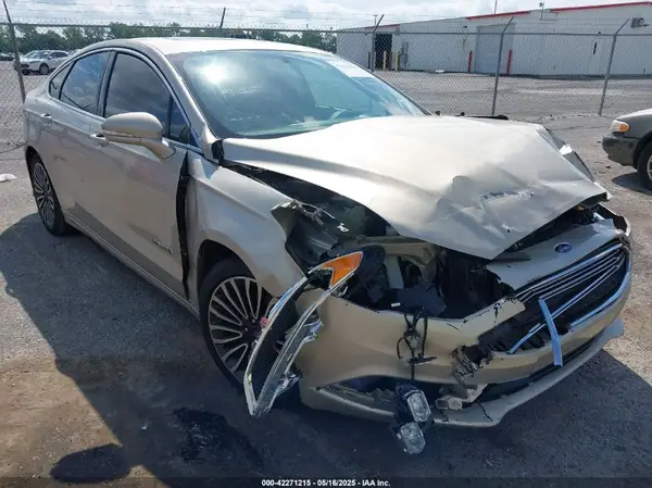3FA6P0RU7JR248068 2018 FORD FUSION - Image 1