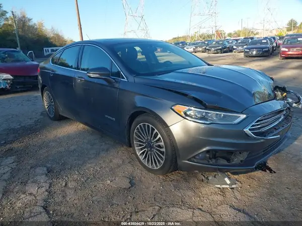 3FA6P0RU7JR249138 2018 FORD FUSION - Image 1