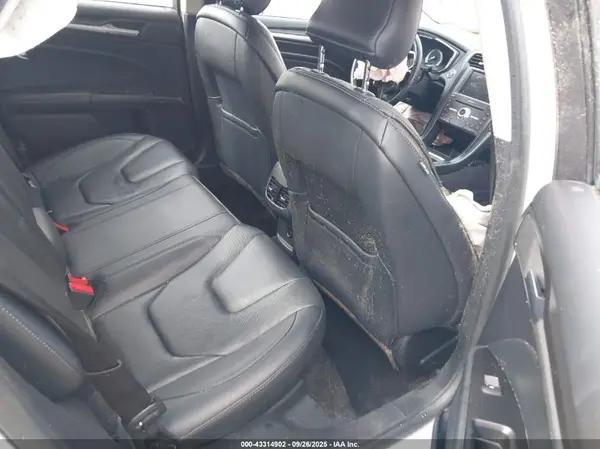 3FA6P0RU7KR141877 2019 FORD FUSION - Image 8