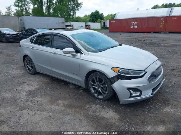 3FA6P0RU7KR155570 2019 FORD FUSION - Image 1