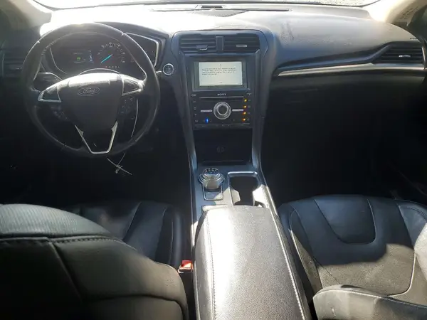 3FA6P0RU7KR185586 2019 FORD FUSION - Image 8