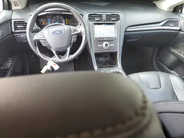 3FA6P0RU7KR202841 2019 FORD FUSION - Image 8