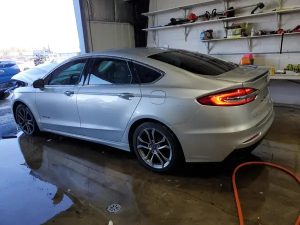 3FA6P0RU7KR204315 2019 FORD FUSION - Image 2