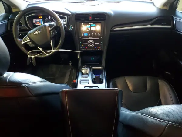 3FA6P0RU7KR204315 2019 FORD FUSION - Image 8