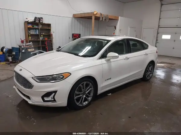3FA6P0RU7KR211779 2019 FORD FUSION - Image 2
