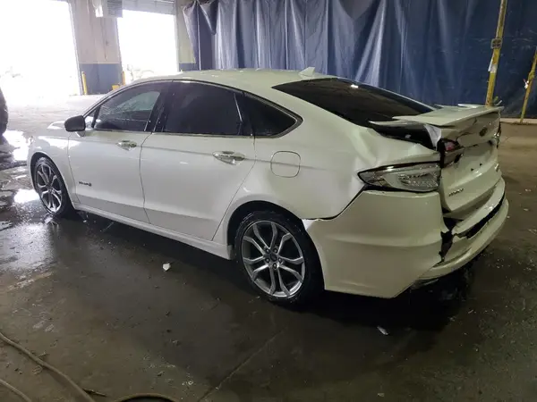 3FA6P0RU7KR227223 2019 FORD FUSION - Image 2