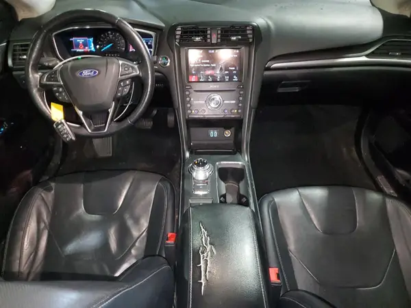 3FA6P0RU7KR227223 2019 FORD FUSION - Image 8