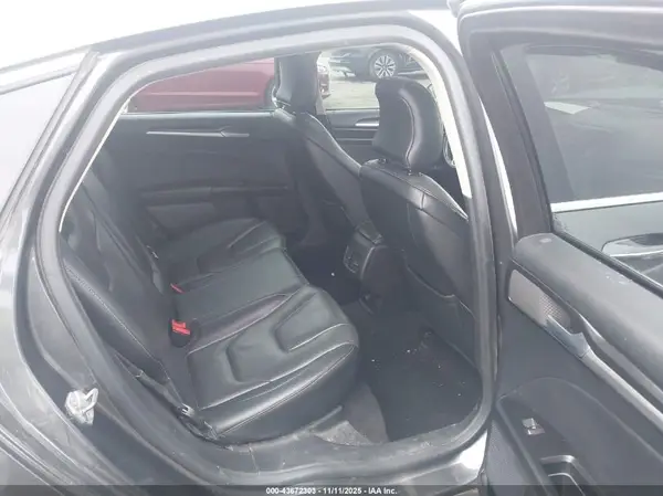 3FA6P0RU7KR277619 2019 FORD FUSION - Image 8