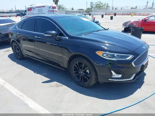 3FA6P0RU7LR113899 2020 FORD FUSION - Image 1