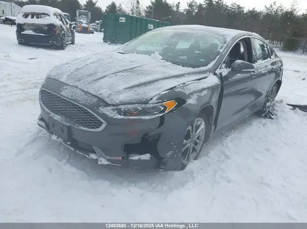 3FA6P0RU7LR141573 2020 FORD FUSION - Image 2