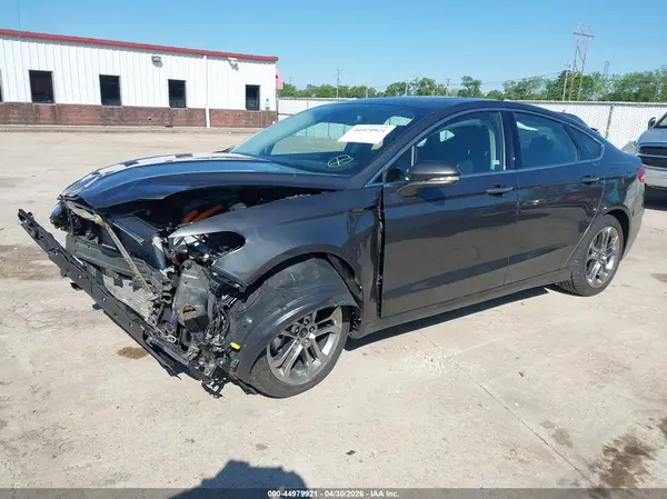 3FA6P0RU7LR170765 2020 FORD FUSION - Image 2