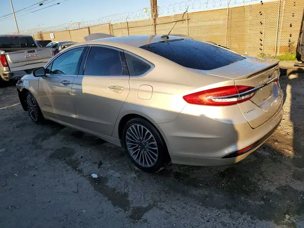 3FA6P0RU8HR122330 2017 FORD FUSION - Image 2