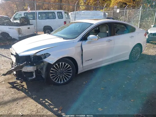3FA6P0RU8HR260983 2017 FORD FUSION - Image 2