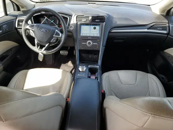 3FA6P0RU8HR266217 2017 FORD FUSION - Image 8
