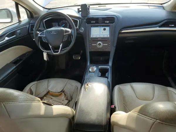 3FA6P0RU8HR267531 2017 FORD FUSION - Image 8