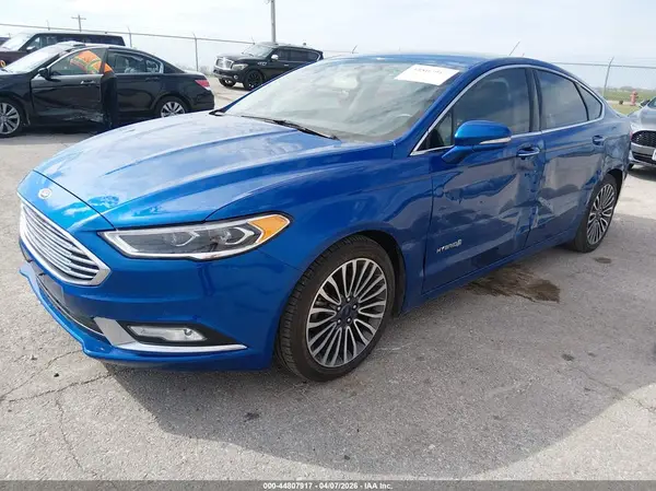 3FA6P0RU8HR267660 2017 FORD FUSION - Image 2