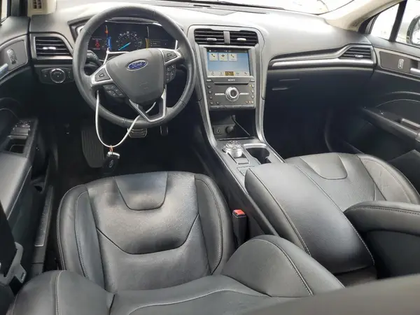 3FA6P0RU8HR279971 2017 FORD FUSION - Image 8