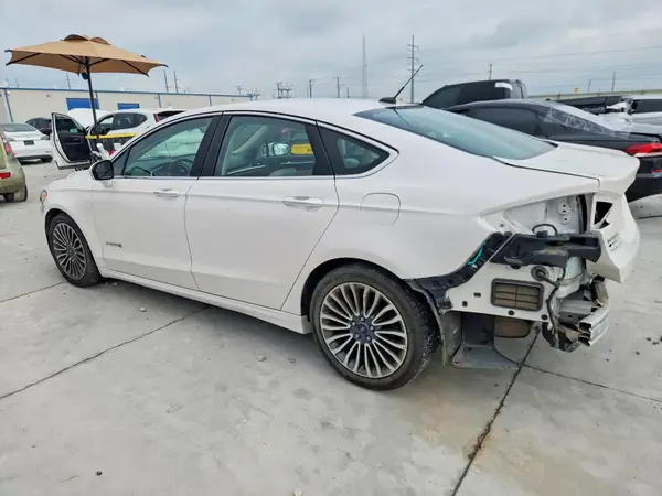 3FA6P0RU8HR317554 2017 FORD FUSION - Image 2