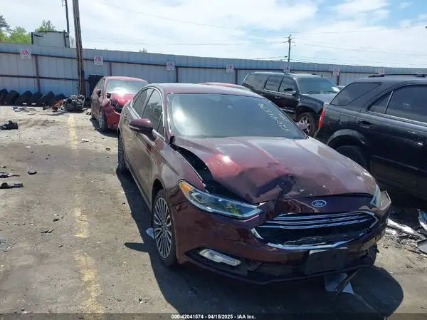 3FA6P0RU8HR321040 2017 FORD FUSION - Image 1