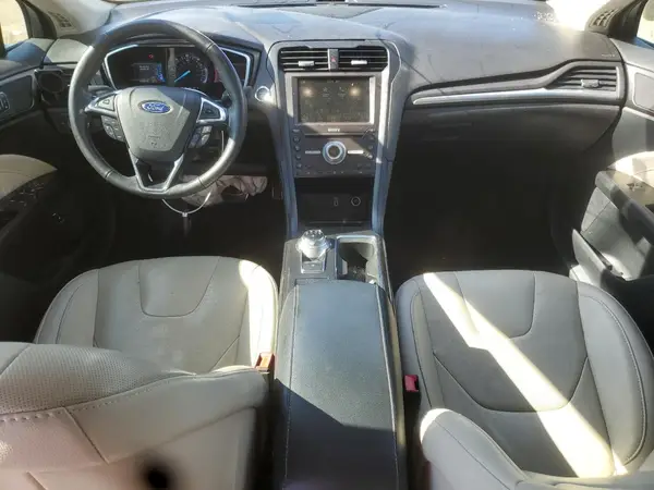 3FA6P0RU8HR359819 2017 FORD FUSION - Image 8