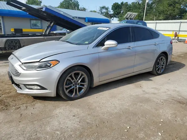 3FA6P0RU8JR102052 2018 FORD FUSION - Image 1