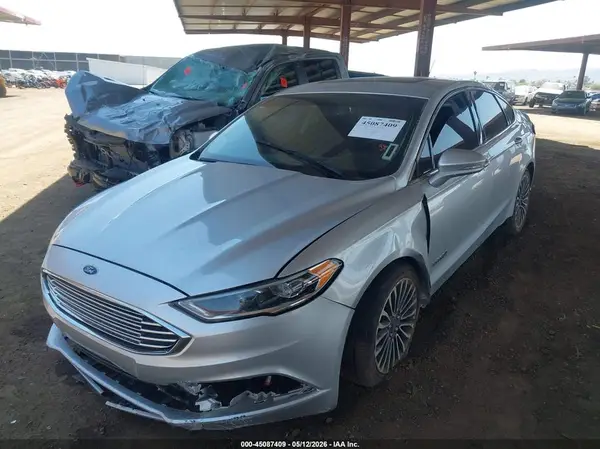 3FA6P0RU8JR103282 2018 FORD FUSION - Image 2