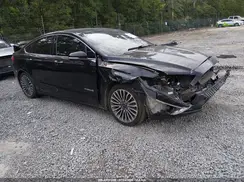 3FA6P0RU8JR119711 2018 FORD FUSION