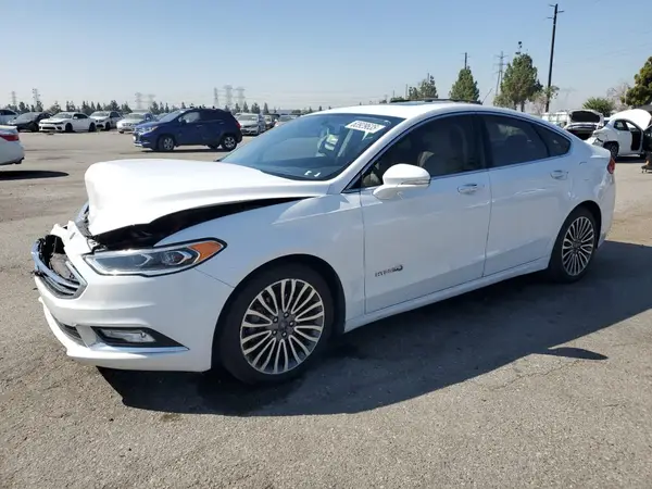 3FA6P0RU8JR137674 2018 FORD FUSION - Image 1