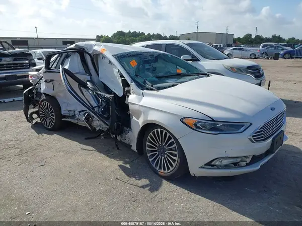 3FA6P0RU8JR141613 2018 FORD FUSION - Image 1