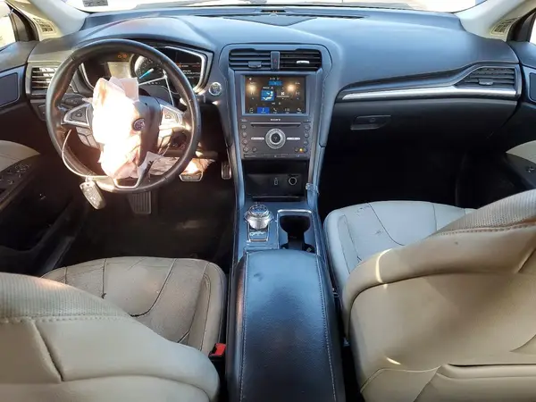 3FA6P0RU8JR181996 2018 FORD FUSION - Image 8