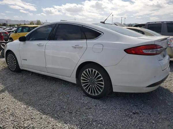 3FA6P0RU8JR182081 2018 FORD FUSION - Image 2