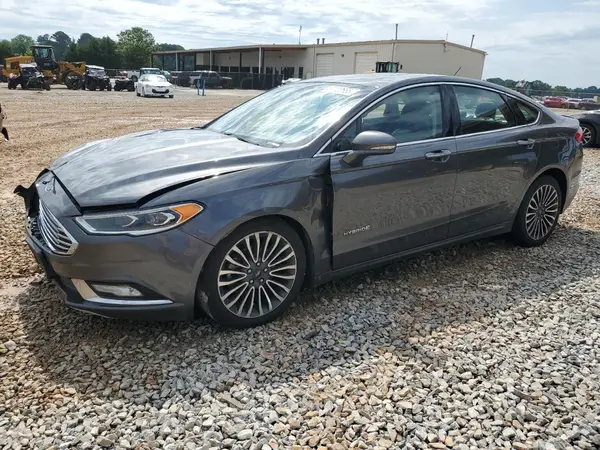 3FA6P0RU8JR242182 2018 FORD FUSION - Image 1