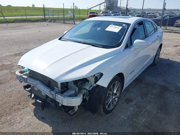 3FA6P0RU8KR105485 2019 FORD FUSION - Image 2