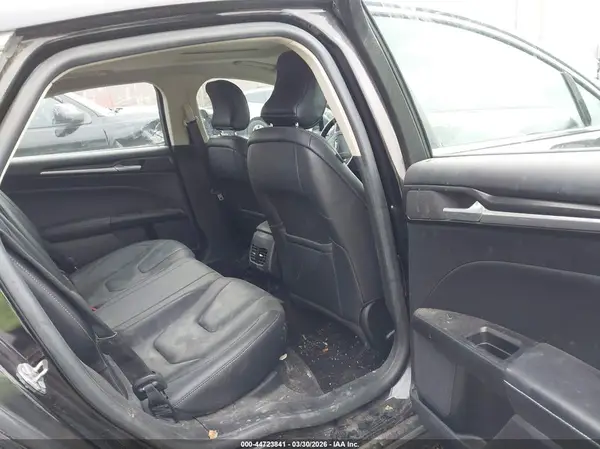 3FA6P0RU8KR130967 2019 FORD FUSION - Image 8