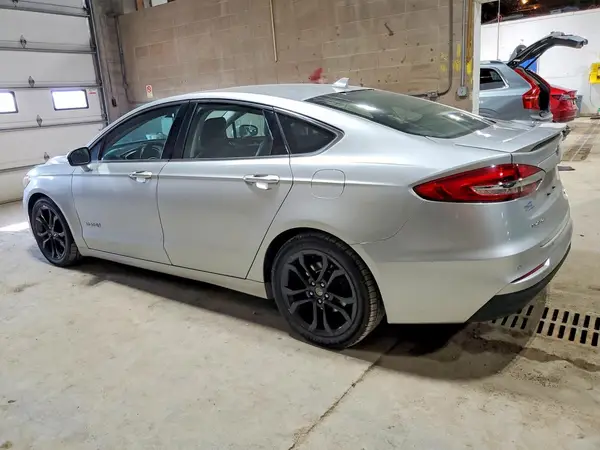 3FA6P0RU8KR140981 2019 FORD FUSION - Image 2