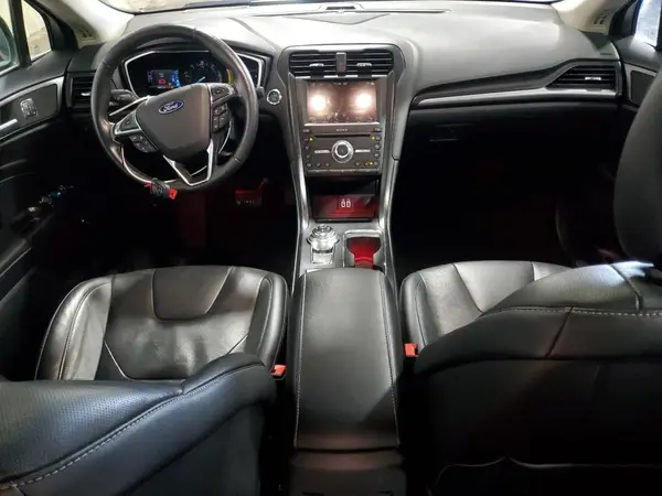 3FA6P0RU8KR153570 2019 FORD FUSION - Image 8