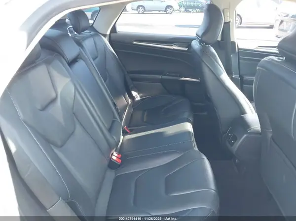 3FA6P0RU8KR181854 2019 FORD FUSION - Image 8