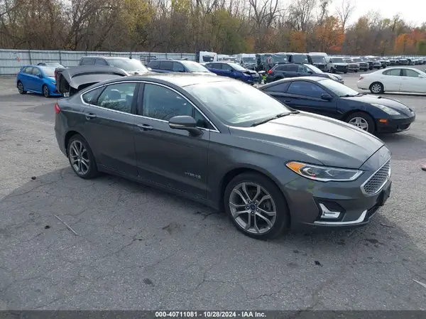 3FA6P0RU8KR188304 2019 FORD FUSION - Image 1