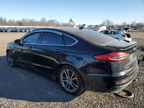 3FA6P0RU8KR202931 2019 FORD FUSION - Image 2