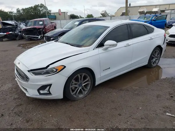3FA6P0RU8KR237520 2019 FORD FUSION - Image 2