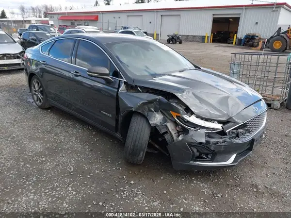 3FA6P0RU8KR273062 2019 FORD FUSION - Image 1