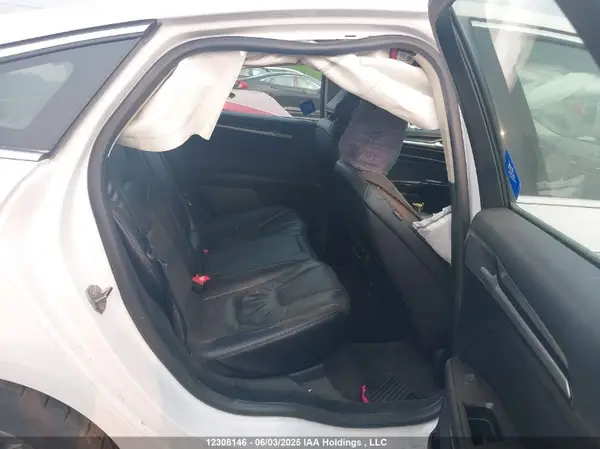 3FA6P0RU8LR181807 2020 FORD FUSION - Image 8