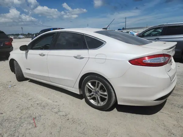 3FA6P0RU9GR191025 2016 FORD FUSION - Image 2